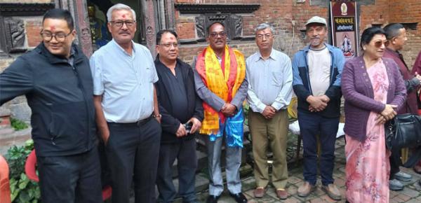 सांसद शाक्ययात ख्येँसगं बियाः भिंतुना